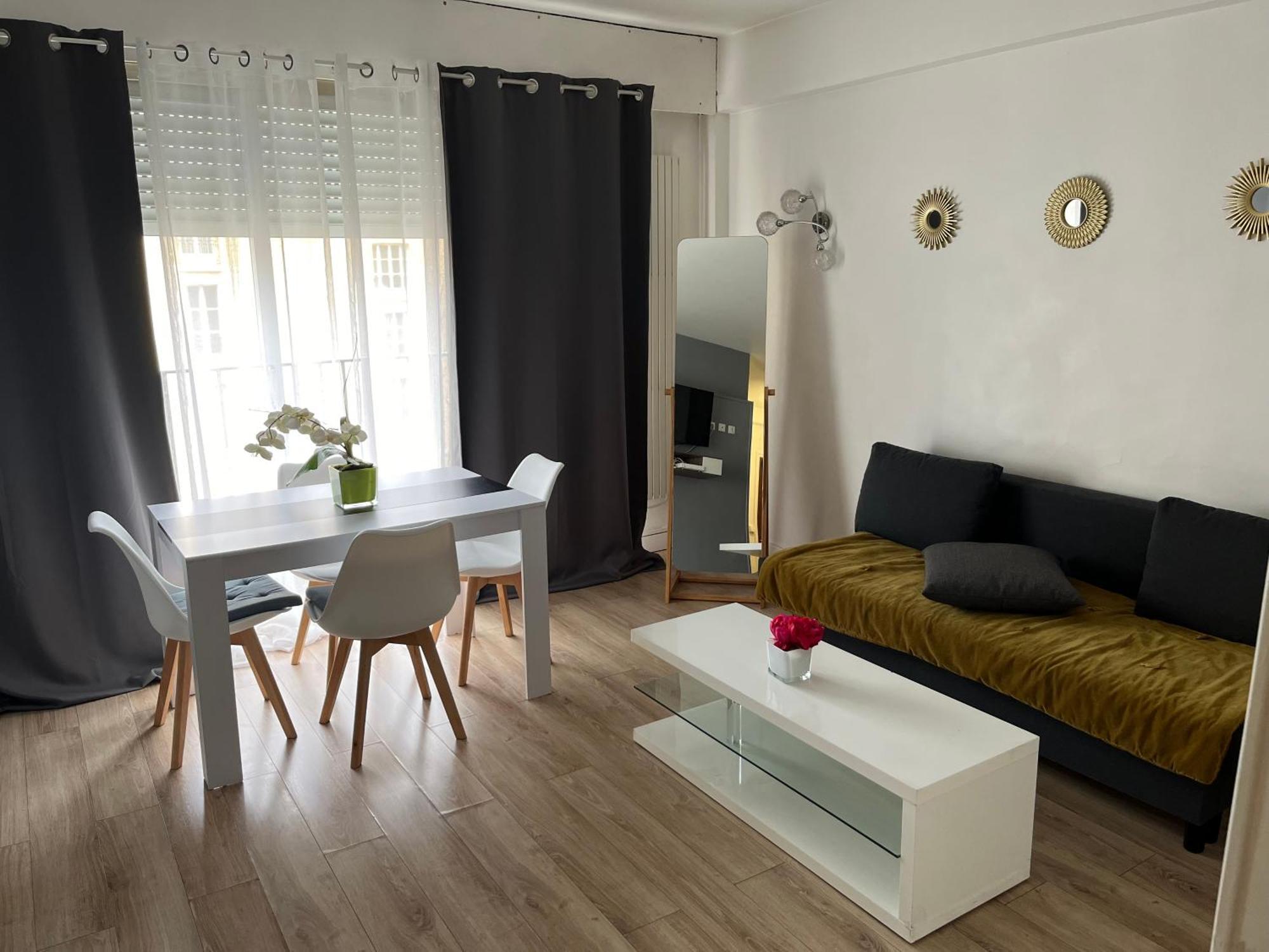Bel Proche Tour Eiffel Appartement *